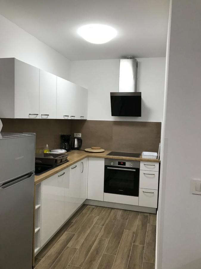 Apartmani Matea Крес Екстериор снимка